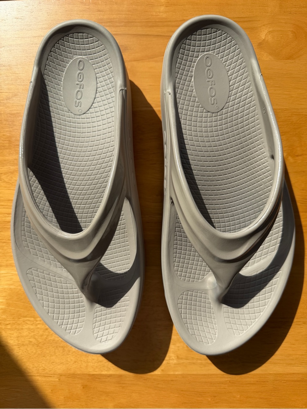 OOFOS Womens Omega Thong Flip-Flop, Nomad, W10/EU41